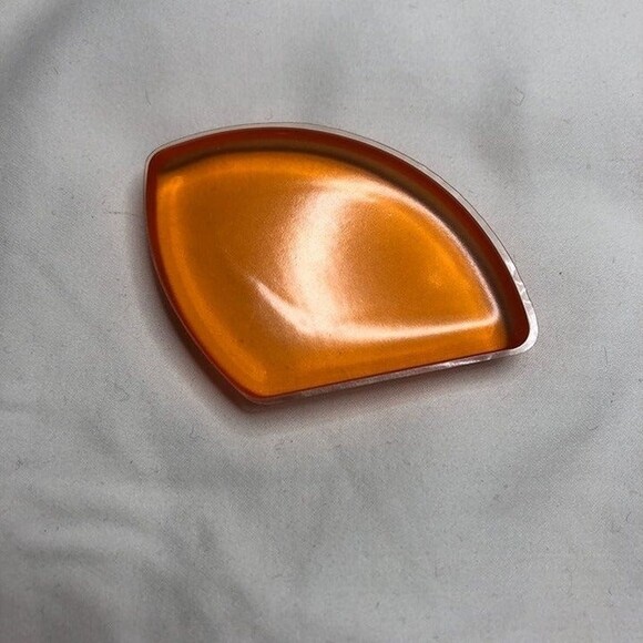 Ulta Beauty Silicone Makeup Sponge - Picture 2 of 3